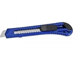 Universalus peilis laužomomis geležtėmis 18mm IRON 14002