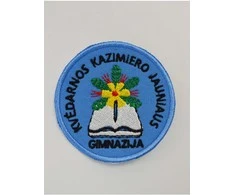 Kvėdarnos Kazimiero Jauniaus gimnazijos emblema, EMBLEMA: Emblema su prisiuvimu