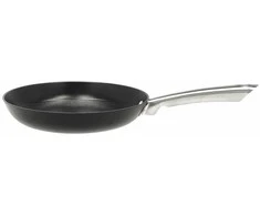 Pillivuyt Gourmet Garonne keptuvė, keraminė danga, 20 cm, juoda