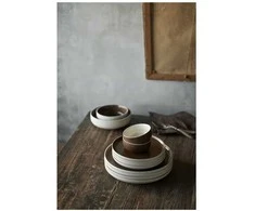 Studio Round North dubuo, 15 cm, matinės baltos/matinės rudos spalvos