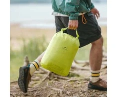 Sausas maišas Naturehike 8L ritininis kompaktiškas saugojimas žalia