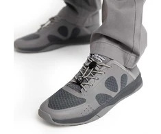 Batai Adventer &amp; Fishing Fishing Shoes Steel