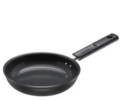 Keptuvė Fiskars Hard face 1075457, 20 cm, aliuminis