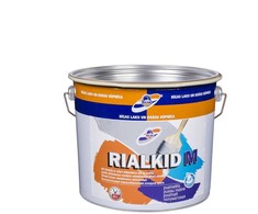 Dažas spalvos „Rilak“, pusiau matiniai, 2,7 l, balti.
