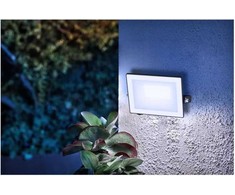 Philips PROŽEKTORIUS LED 20W 2050LM 5000K IP65