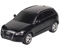 Žaislinis automobilis Rastar AUDI Q5, juodos spalvos.