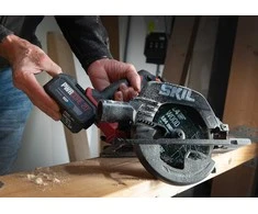 Sourcing Akumuliatorinis diskinis pjūklas Skil 3571 CA; 20 V (be akumuliatoriaus ir pakrovėjo)