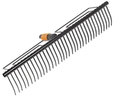 Universalus šieno grėblys Fiskars QuikFit 135514/1000656, be rankenos, 570 mm, juodas.