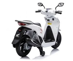 Elektrinis motoroleris Honda SH125i su LED šviesomis ir Bluetooth, vaikams nuo 3 metų, juodas