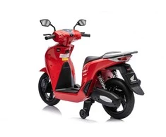Vaikiškas elektrinis motoroleris Honda SH125i su LED šviesomis ir Bluetooth, nuo 3 metų, juodas