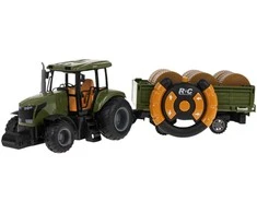 Ramiz Žalias nuotoliniu būdu valdomas traktorius su priekaba