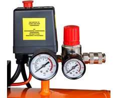 Alyvos kompresorius 150 l, 230 V