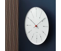Arne Jacobsen Clocks Arne Jacobsen - Bankininkų sieninis laikrodis - Ø16 cm - Baltas