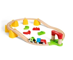 BRIO - Mano pirmasis geležinkelio baterijomis maitinamas traukinių rinkinys (33710)
