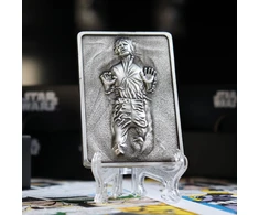 Fanatik „Žvaigždžių karų“ riboto leidimo Han Solo karbonito luite