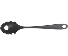 Fiskars – esminis makaronų šaukštas