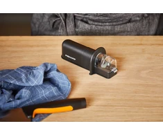 Fiskars - Essential Roll-Sharp peilių galąstuvas