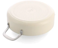 KitchenAid - Spalvota aliuminio keptuvė su 2 šoninėmis rankenomis - migdolų kremo spalvos - 24 cm