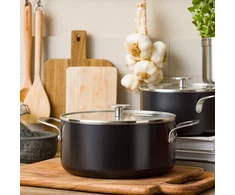 KitchenAid - Spalvotas aliuminio puodas su dangčiu - matinės juodos spalvos - 20 cm