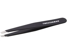 Tweezerman "Slant Midnight Sky" pincetas juodas