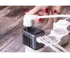 Verbatim - universalus kelioninis adapteris UTA-03 PD30W/QC / 2xUSB / 2xType-C