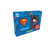KNYGA Insight Editions DC Comics: Superman Tiny Book and Pin Set