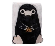 KNYGA Insight Editions Fantastic Beasts: Niffler Plush Journal