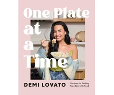 KNYGA Lovato Demi One Plate at a Time: Recipes for Finding Freedom with Food