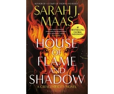 KNYGA Maas Sarah J House of Flame and Shadow: The INTERNATIONAL BESTSELLER and the smouldering third book in the Crescent City series, from the creator of ACOTAR