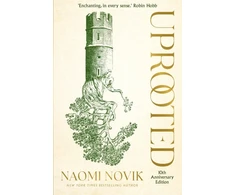 KNYGA Naomi Novik Uprooted