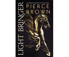 KNYGA Pierce Brown Light Bringer, the absolutely addictive and action-packed space opera
