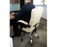 Biuro kėdė su atrama kojoms MLT01 kreminė