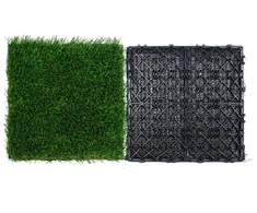 Dirbtinės žolės plytelių rinkinys 18 vnt. 310x310 mm. savaime nusausinanti