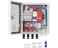 Fotovoltinė jungiamoji dėžė. saugiklis 15A. automatinis jungiklis 63A. IP65