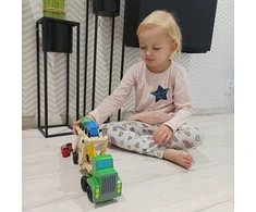 Medinis žaislinis tralas su automobiliais BERIMAX YXP-2P8