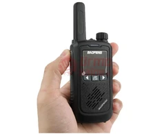 Racijų su ausinėmis komplektas Baofeng BF-T17 2 vnt.