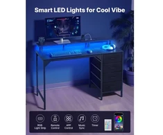 Koduva VEVOR 120 cm kompiuterinis stalas su išmaniomis LED lemputėmis ir maitinimo lizdais, juodas