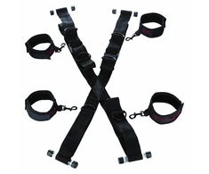 CalExotics Scandal Cross-Shaped Over-the-Door Restraint System Raudona-Juodas