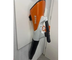Garageprintslt STIHL BGA200 Sieninis laikiklis