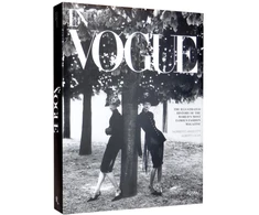 KNYGA Alberto Oliva Oliva, Alberto; Angeletti, Norberto In Vogue: An Illustrated History of the World's Most Famous Fashion Magazine