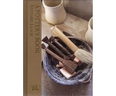 KNYGA Bernard Leach Potter's Book