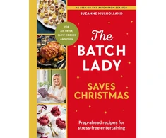 KNYGA Bookshop Batch Lady Saves Christmas