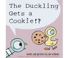 KNYGA Bookshop Duckling Gets a Cookie!?