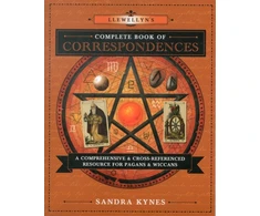 KNYGA Bookshop Llewellyn's Complete Book of Correspondences
