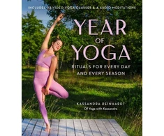 KNYGA Kassandra Reinhardt Year of Yoga