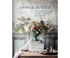 KNYGA Lucy Hunter Flower Hunter