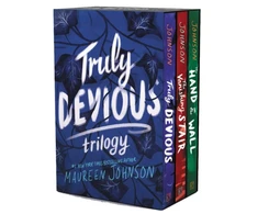KNYGA Maureen Johnson Undifferentiated Truly Devious 3-Book Box Set, Truly Devious, Vanishing Stair, and Hand on the Wall