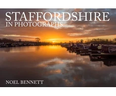 KNYGA Noel Bennett Undifferentiated Staffordshire in Photographs