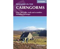 KNYGA Ronald Turnbull Walking in the Cairngorms