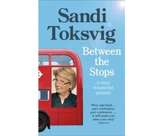 KNYGA Sandi Toksvig Between the Stops